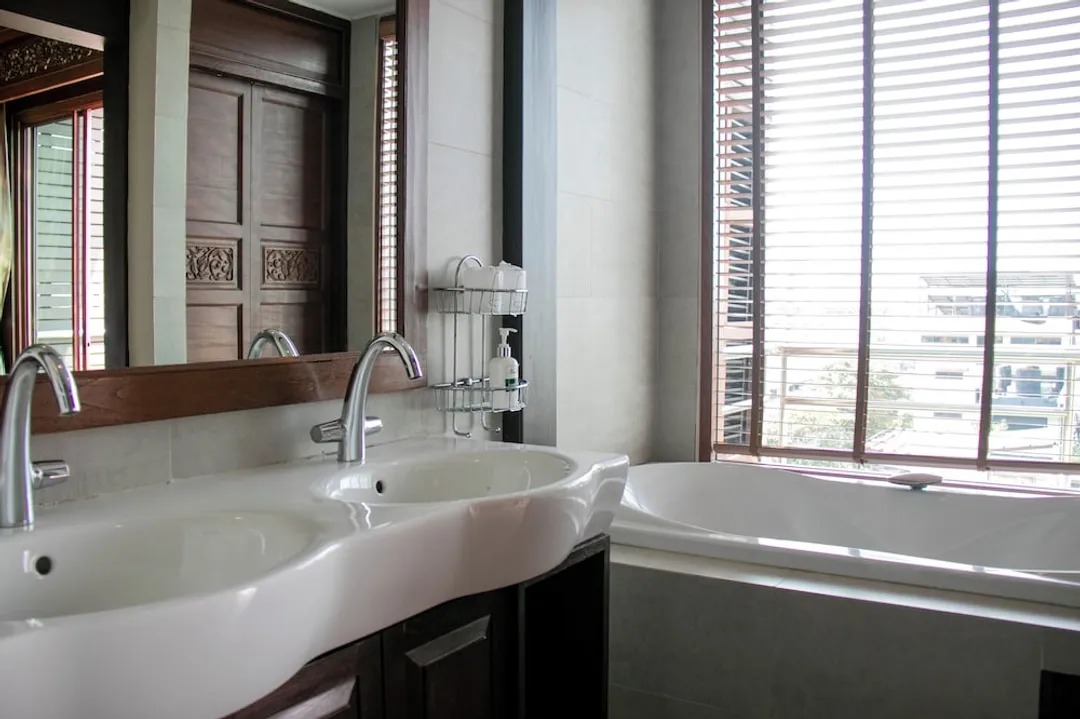 람푸 트리하우스 부티크 호텔-Suite bathtub (Main Building)-9