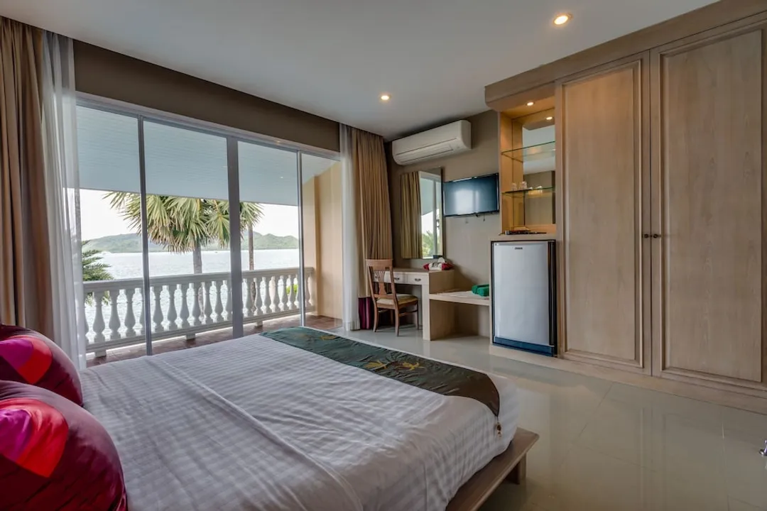 漁人路海灘別墅-9-Bedroom Private Pool Villa by the Beach-8