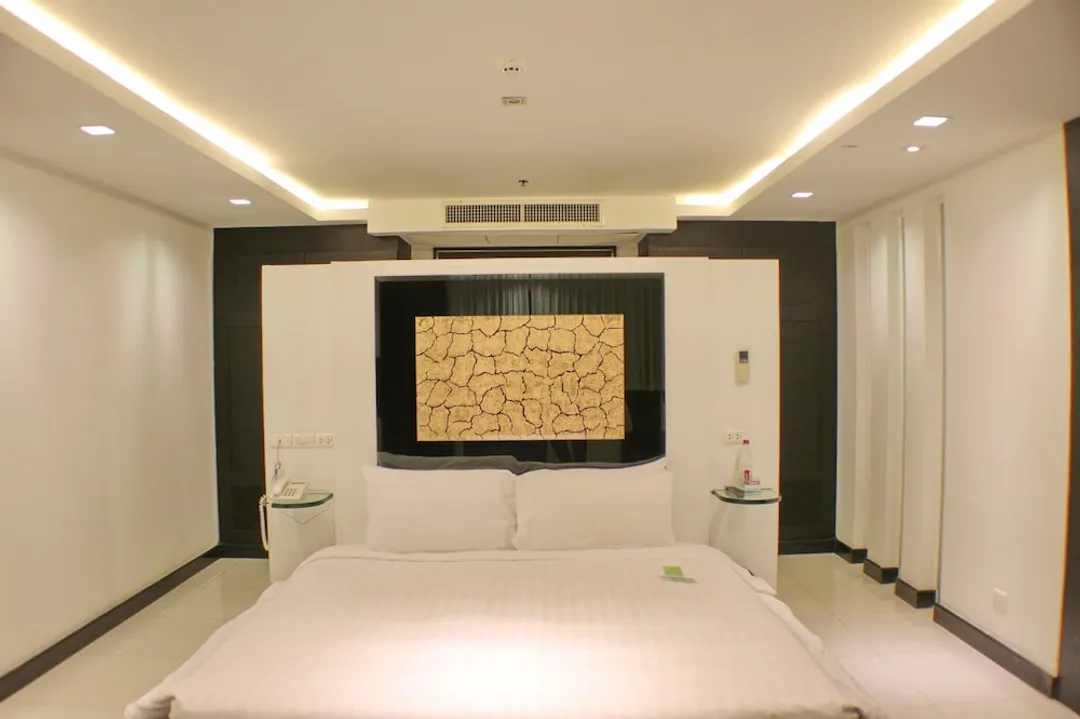 芭達雅新套房-One-Bedroom Deluxe Suite with Large Balcony-3