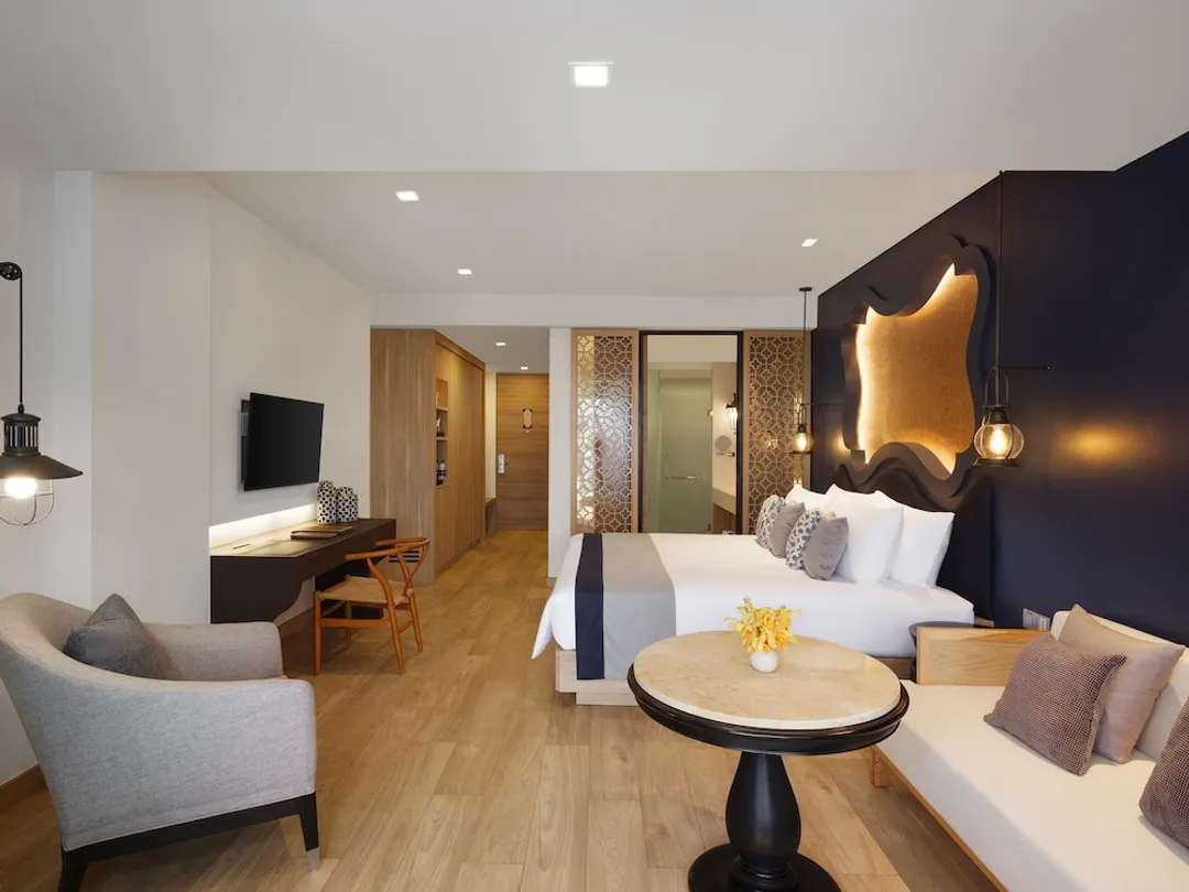 Avista Grande Phuket Karon - MGallery-Deluxe Suite, 1 King Bed, Pool Access, Garden View-2