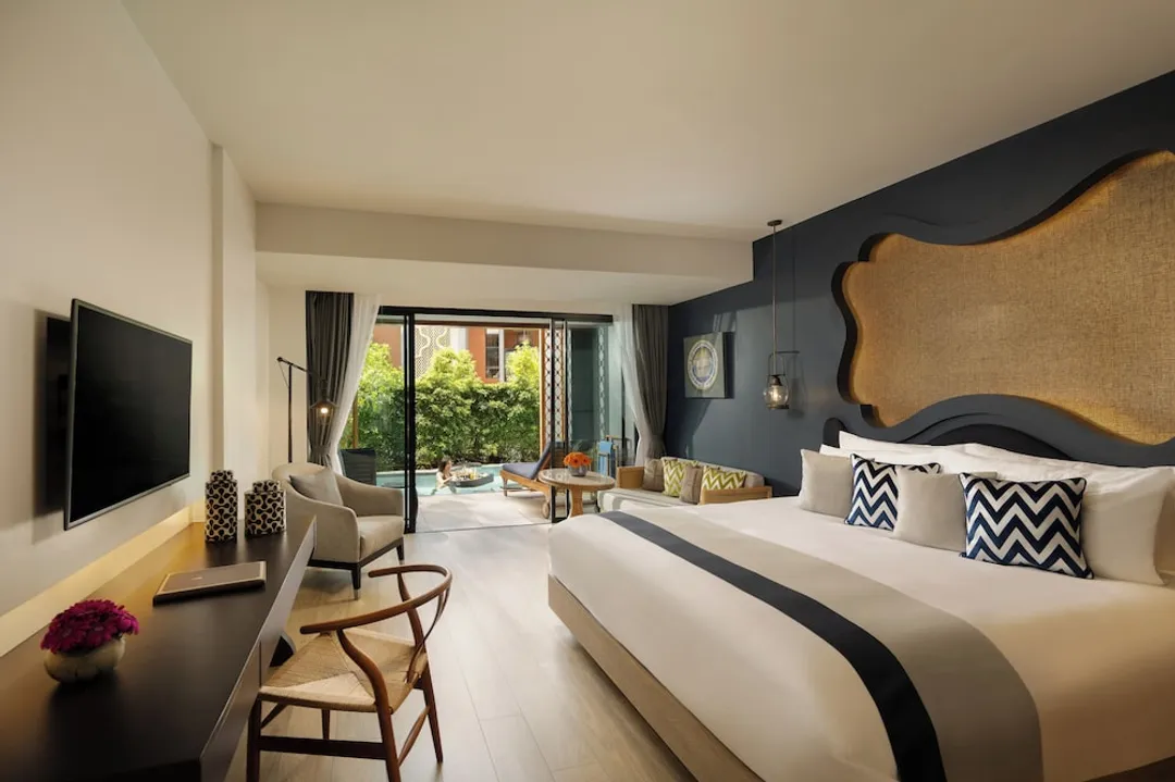 Avista Grande Phuket Karon - MGallery-Deluxe Suite, 1 King Bed, Pool Access, Garden View-4