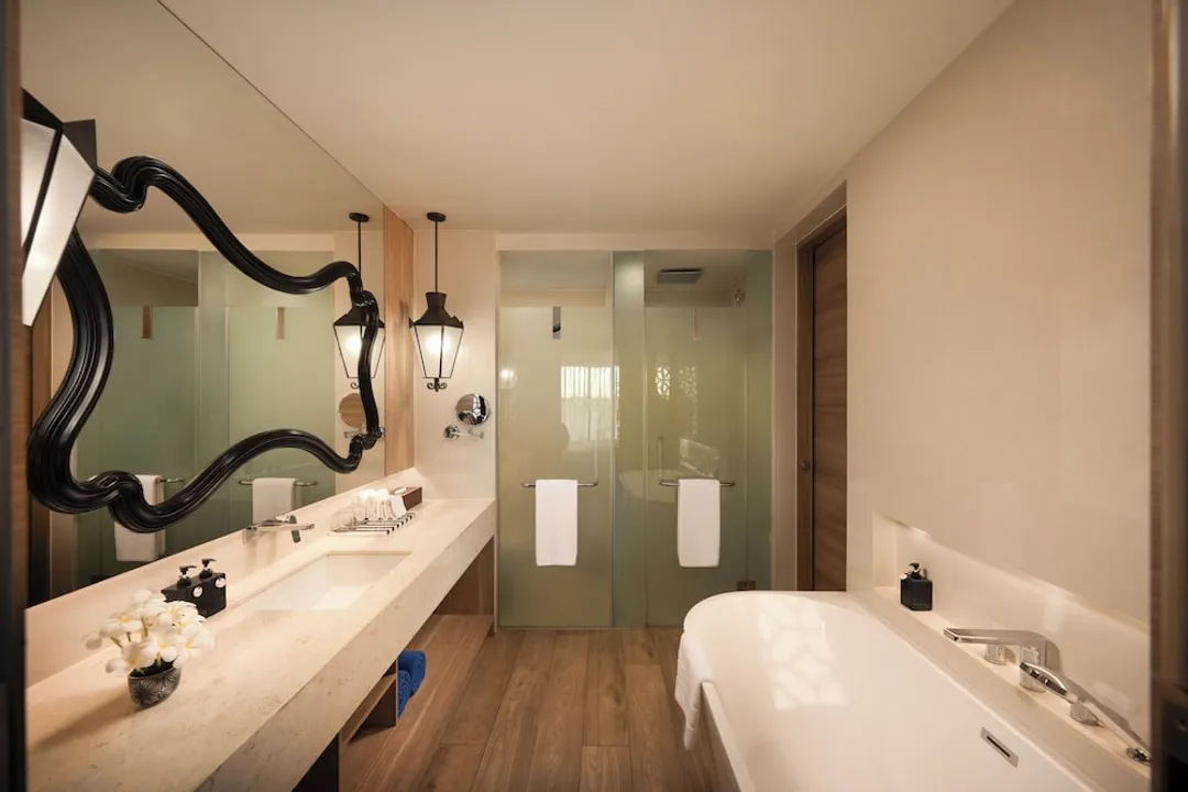 Avista Grande Phuket Karon - MGallery-Deluxe Room, 1 King Bed, Balcony, Pool View-5