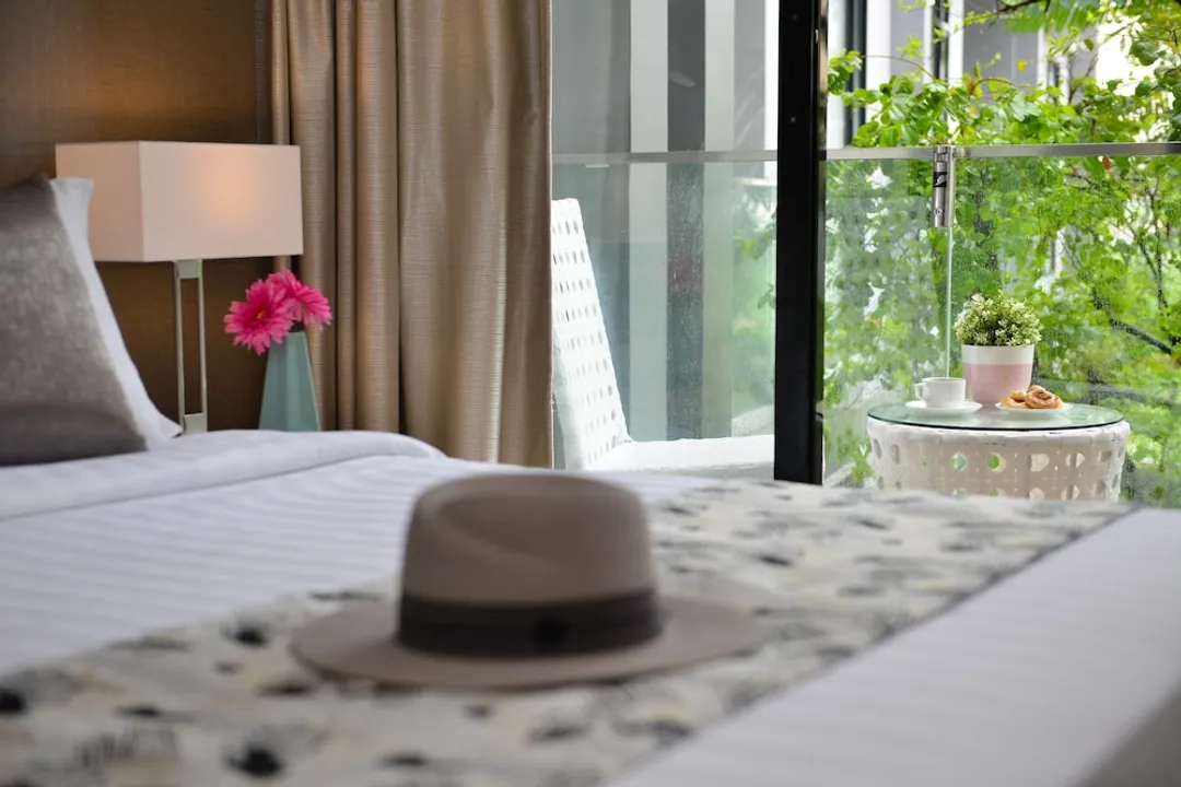 雅頓法義公寓式飯店 - SHA Extra Plus 認證-Deluxe Pool View Room (Twin)-8