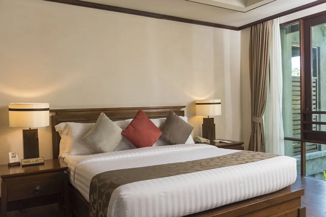 諾拉布里 SPA 度假村-Deluxe Hillside Sea View-3