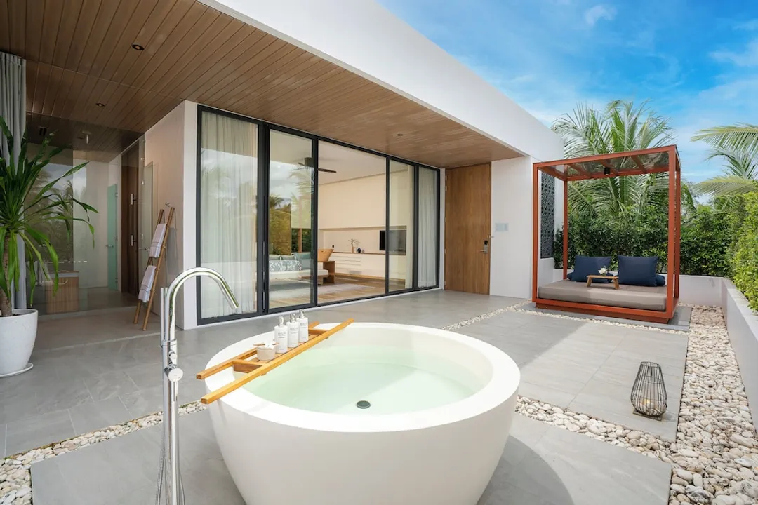 Melia Phuket Mai Khao-One-Bedroom Suite with Outdoor Bathtub (2+1)-1