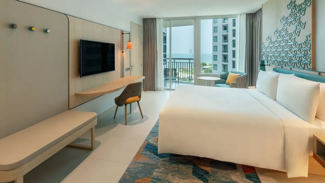 芭達雅假日飯店 - IHG 旗下飯店-標準客房, 1 張特大雙人床, 海景 (Bay Tower)-5