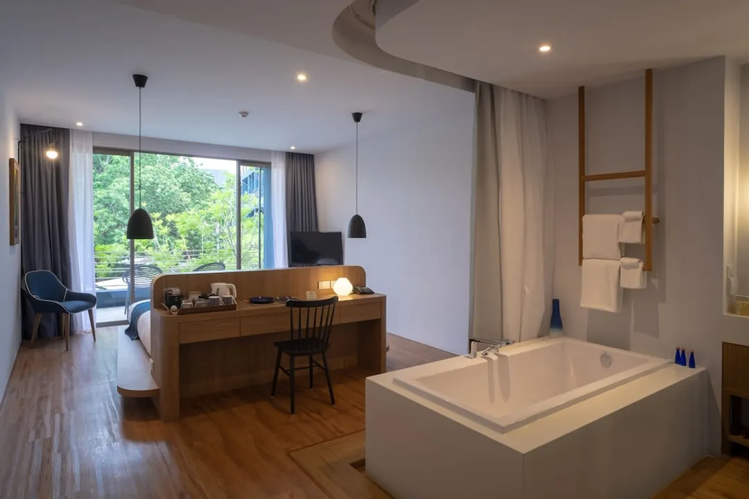 Navana Nature Escape-Deluxe Room - with Bodhi Tree view, Balcony and Open-plan Bathtub-4