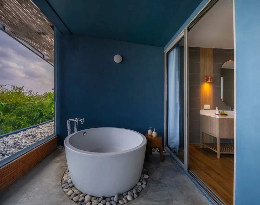 Navana Nature Escape-Super Deluxe Sea View (Non-Smoking)-10