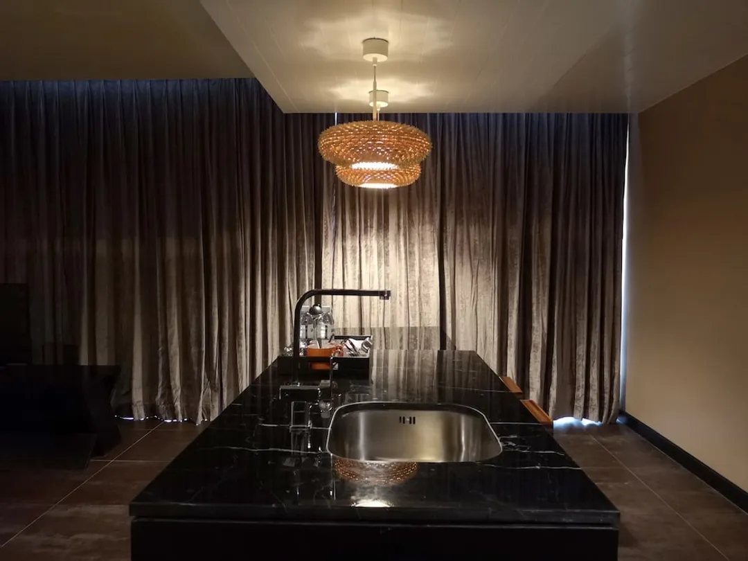 티식스5 쿼터-Royal Suite Sea View-3