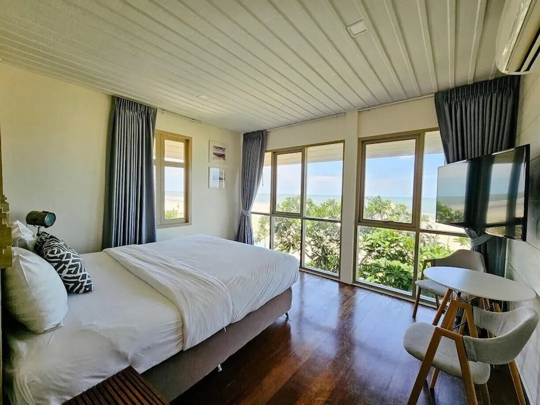 華欣喬查飯店-Deluxe Double Room Beach View-3
