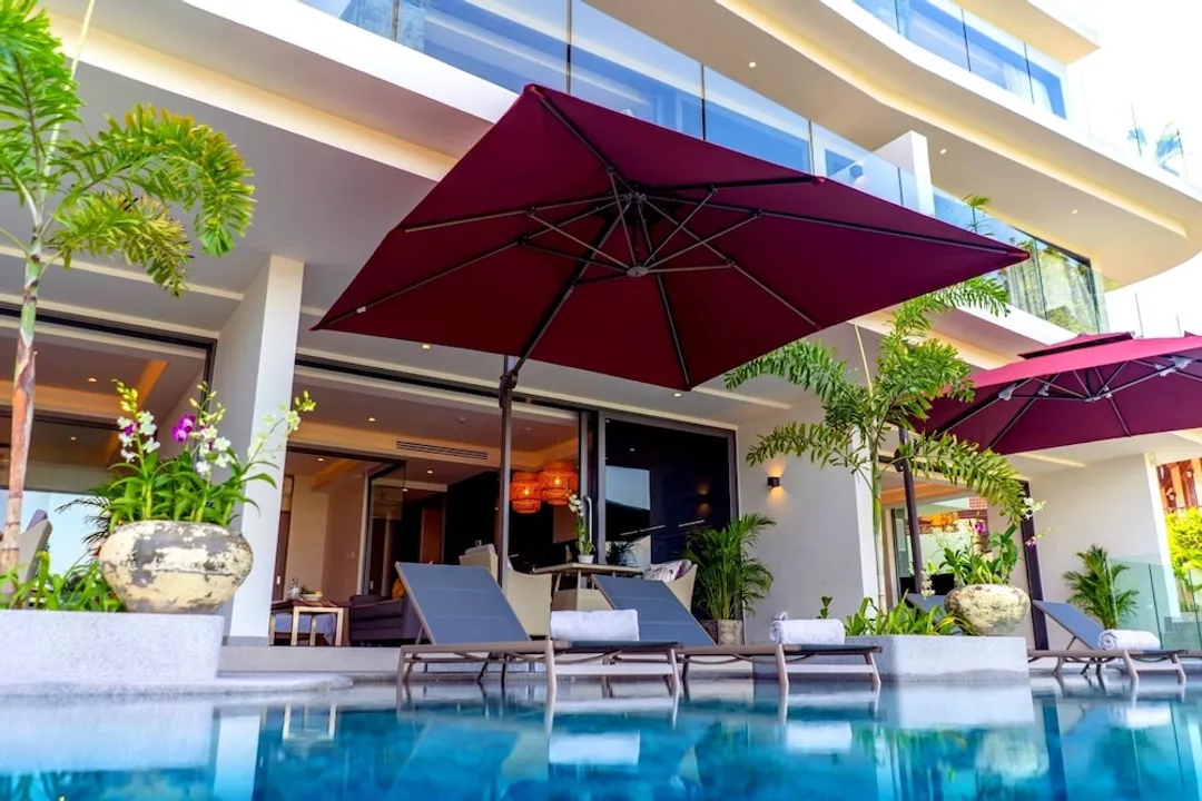 Patong Heights-Deluxe Suite, Pool View-6