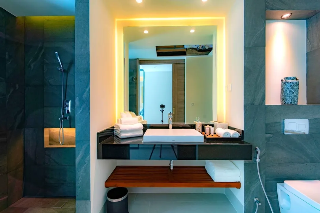 Patong Heights-Superior Suite, Balcony, Ocean View-6