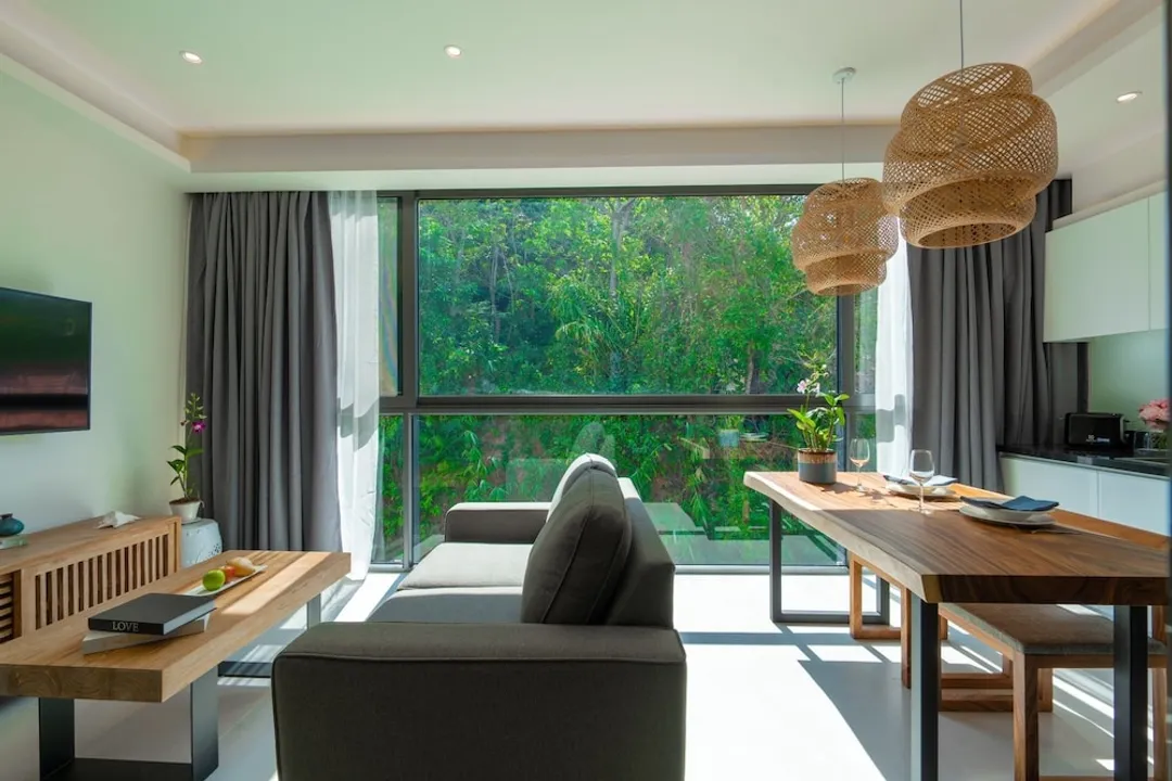 Patong Heights-Standard Suite-4