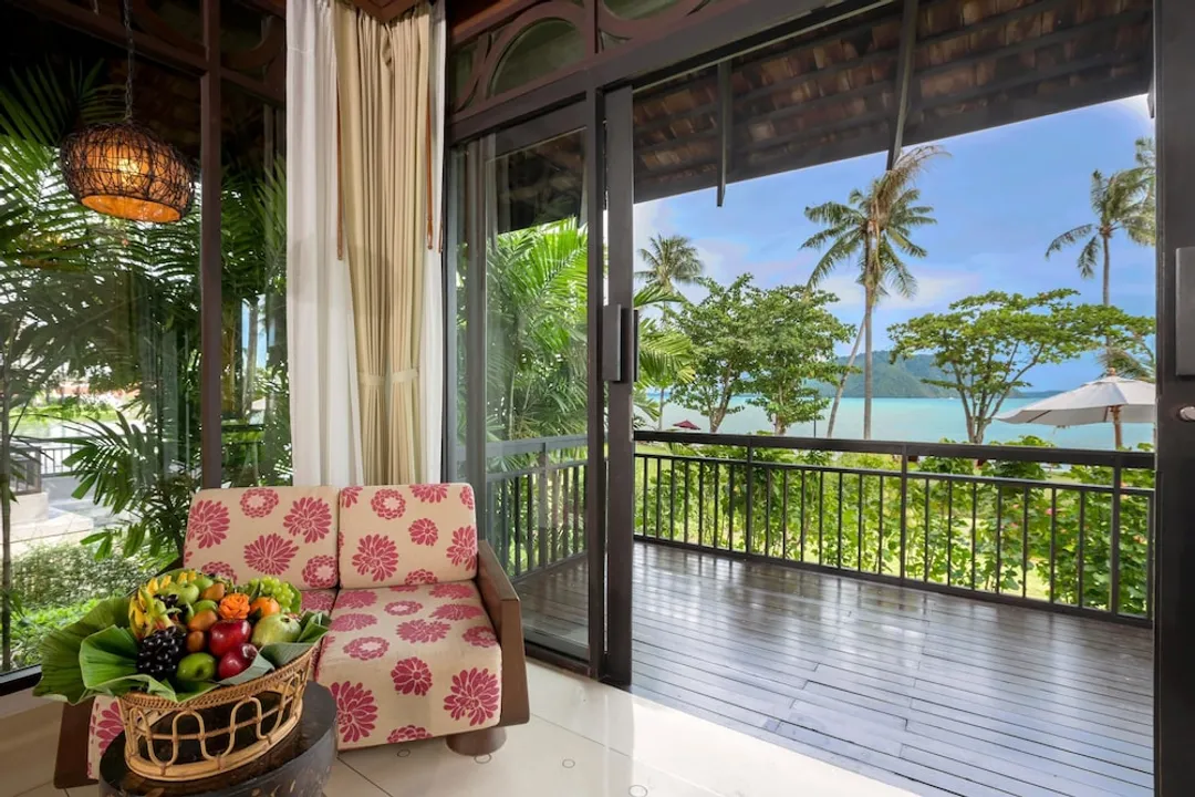 더 비지트 리조트 푸켓-Deluxe Beachfront Villa-5