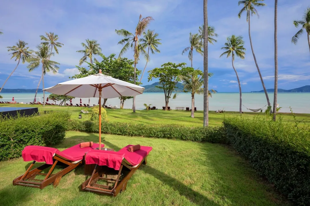더 비지트 리조트 푸켓-Deluxe Beachfront Villa-6