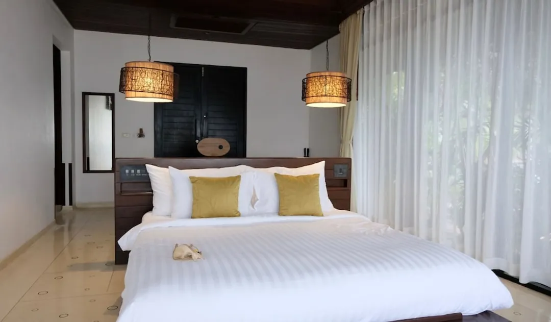 더 비지트 리조트 푸켓-Deluxe Beachfront Villa-9