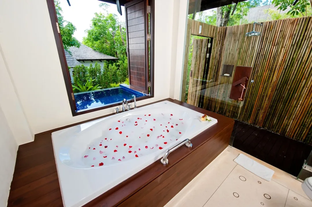 더 비지트 리조트 푸켓-Deluxe Pool Villa-4