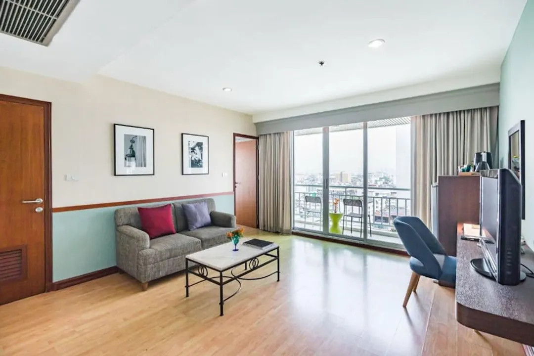 暹羅常青廣場 - UHG-Deluxe Suite with kitchen and bathtub-5