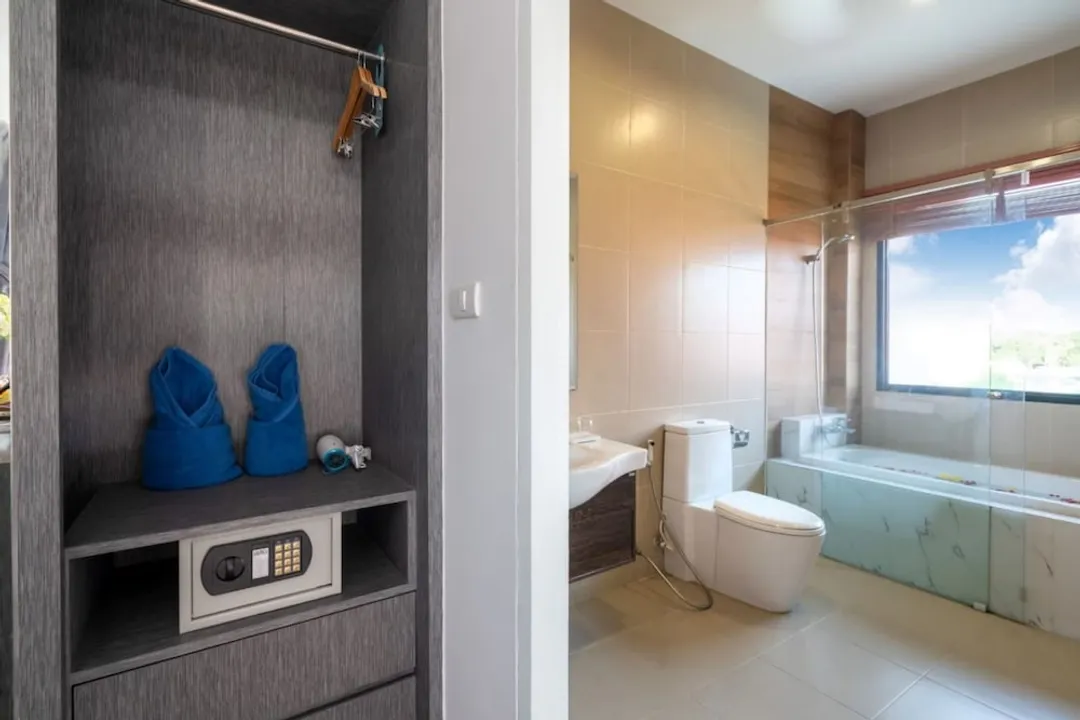 泰晤士河泳池通道度假村 SHA+-Deluxe Twin Room With Pool View-6