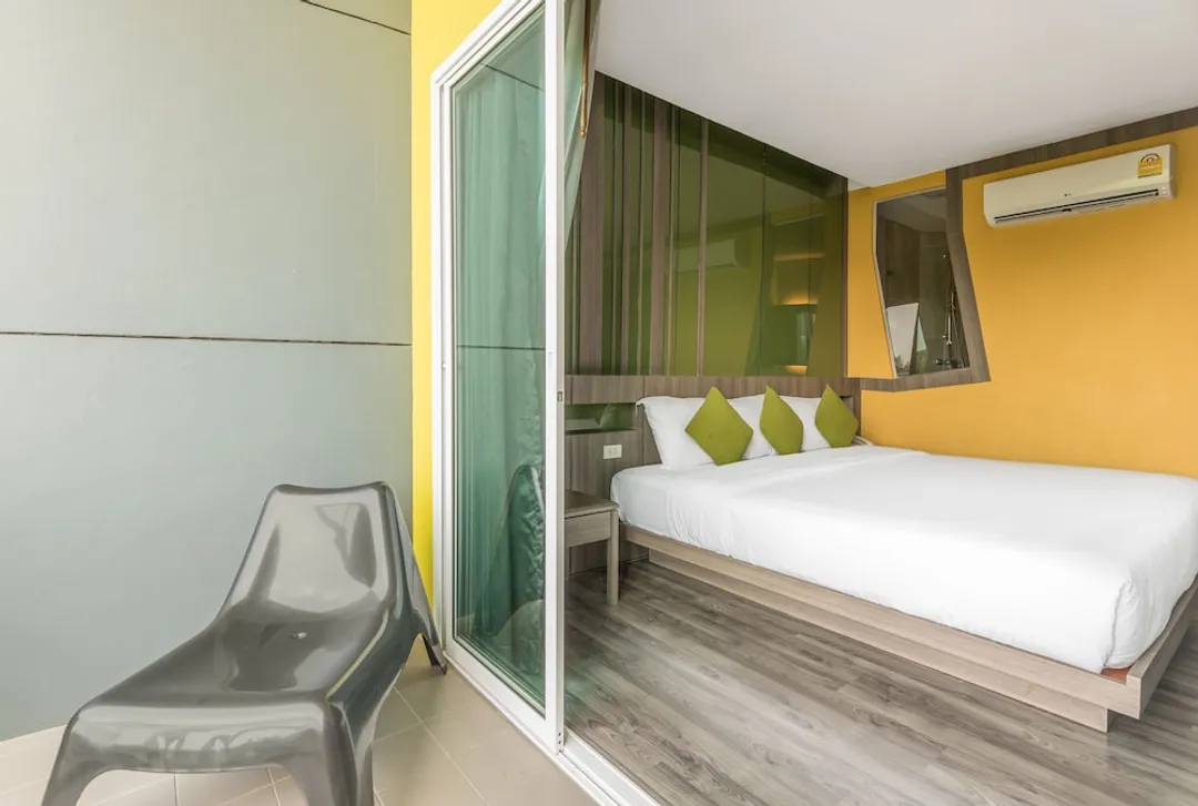 Lantana Pattaya Hotel & Resort-Deluxe Room-8