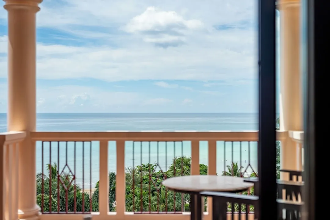 盛泰瀾普吉卡倫海灘度假村-豪華客房, 1 張特大雙人床, 海景-4
