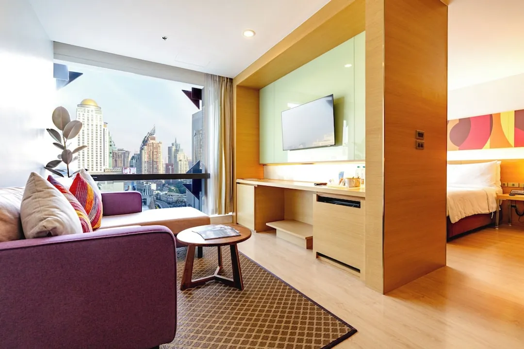VELA Dhi GLOW Pratunam-Glow Suite-4