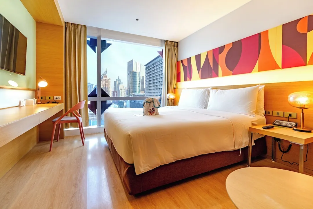 VELA Dhi GLOW Pratunam-Glow Suite-1