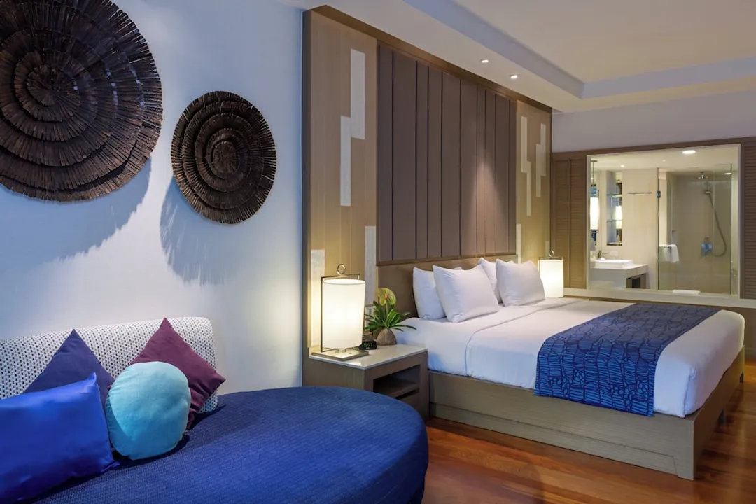 布吉度假村假日酒店 (IHG 旗下酒店)-套房, 1 張特大雙人床, 泳池景 (Furnished Balcony)-14