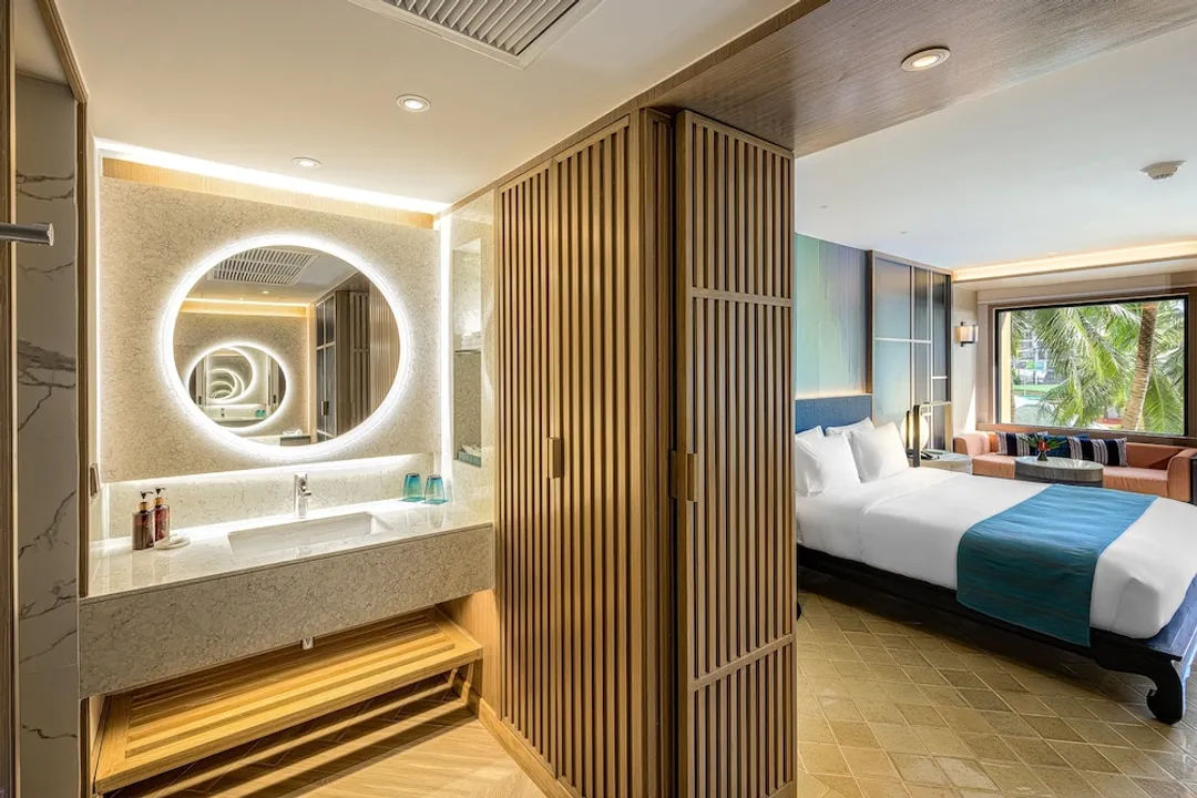 布吉度假村假日酒店 (IHG 旗下酒店)-特級客房, 1 張特大雙人床, 露台, 泳池景-2