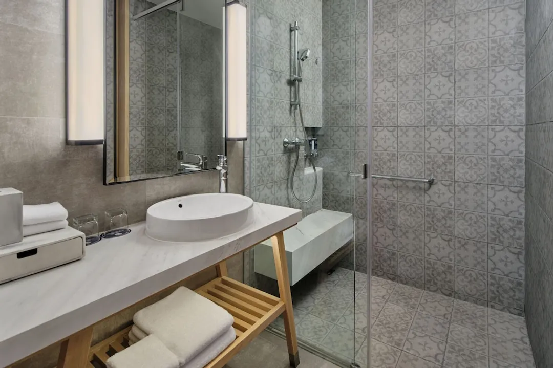 Four Points by Sheraton Phuket Patong Beach Resort-客房, 2 張標準雙人床-5