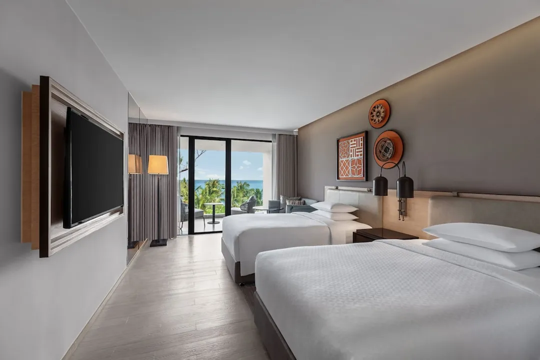 Four Points by Sheraton Phuket Patong Beach Resort-客房, 2 張標準雙人床, 海景 (Balcony)-1