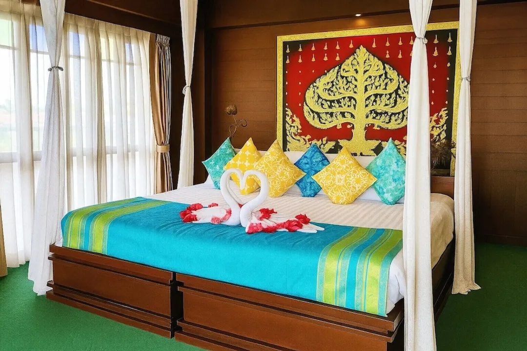 星哈蒙特拉飯店-Nakara Montra Scenery Suite with balcony-5