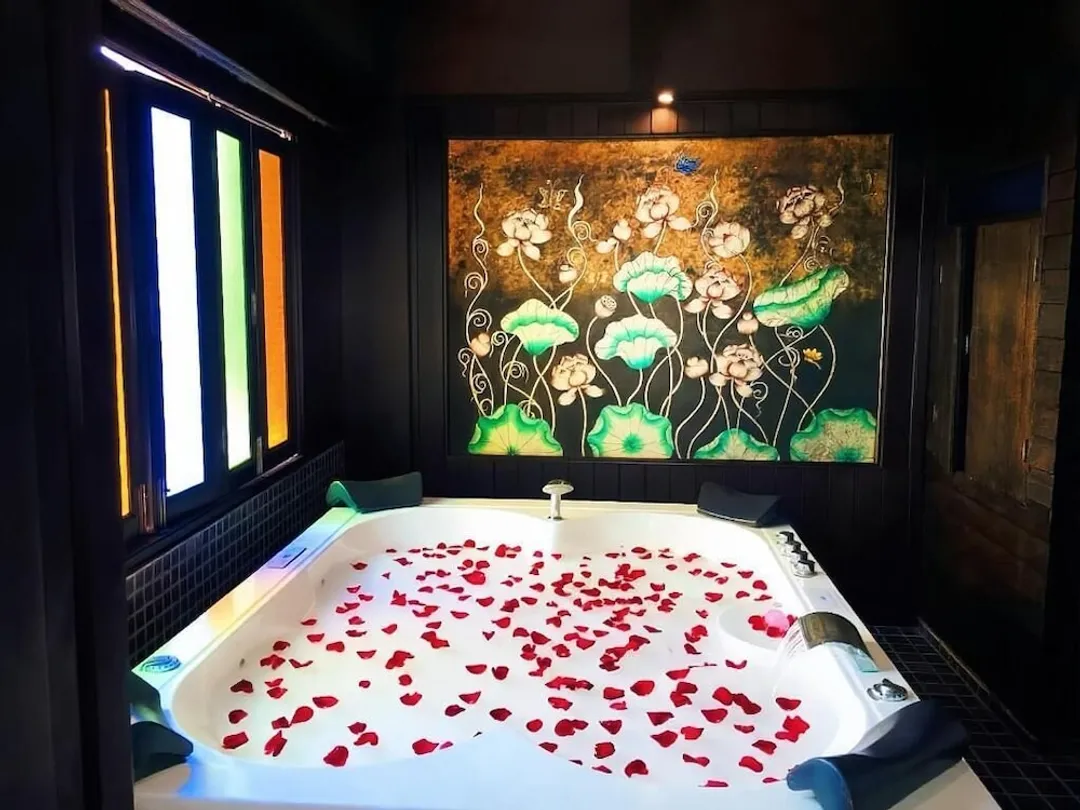 星哈蒙特拉飯店-Lanna jacuzzi suite with balcony-7
