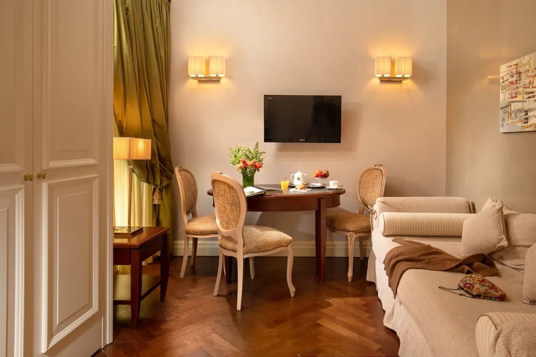 Vivaldi Luxury Rooms-Family Suite-4
