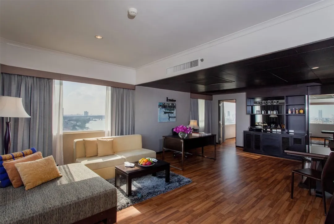 曼谷湄南河畔華美達廣場飯店-豪華套房, 多張床 (Royal Thai Deluxe, Two Bedrooms)-1