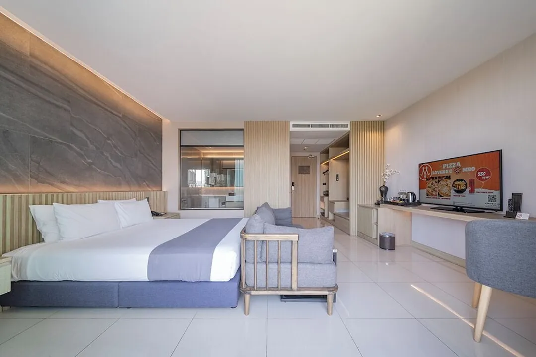 Mandarin Eastville, Pattaya-Zen Grand Deluxe King-3