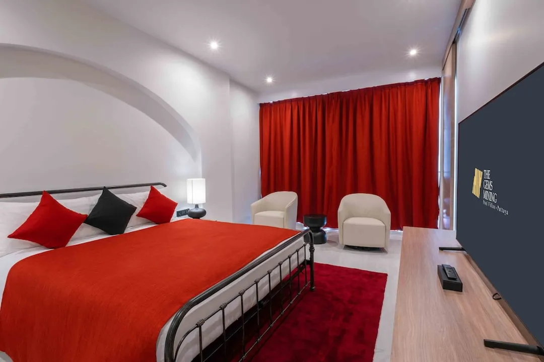 The Gems Mining Pool Villas Pattaya-Palladium Two-Bedroom Pool Access-8