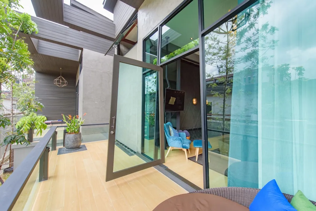 The Gems Mining Pool Villas Pattaya-Emerald One-Bedroom Pool Villa-7
