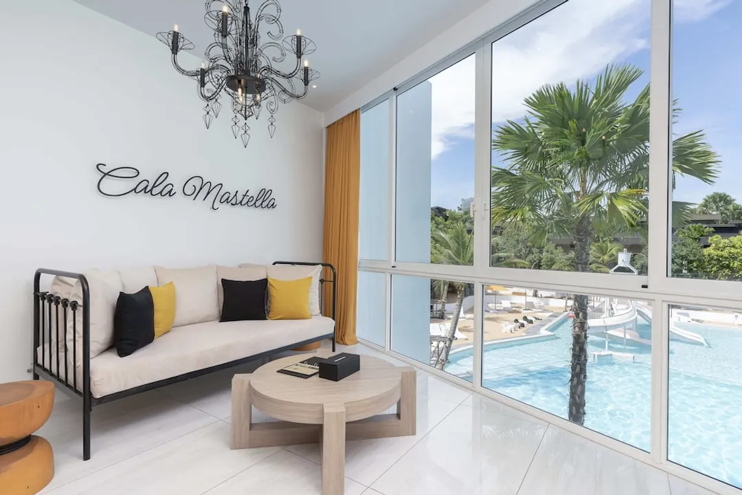 The Gems Mining Pool Villas Pattaya-Platinum One-Bedroom Pool View-10