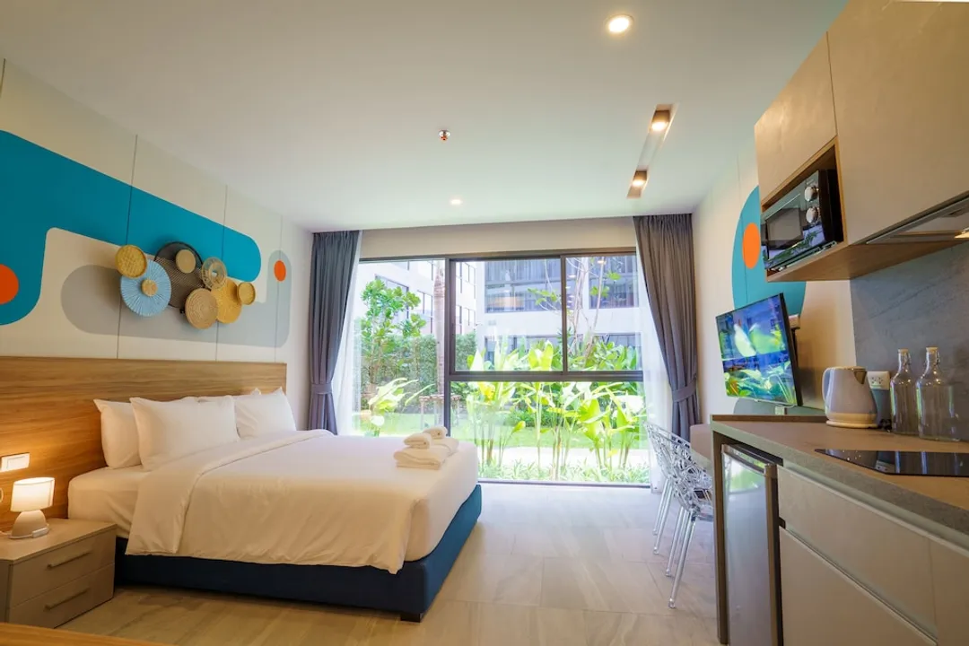 HOMAプーケットタウン-Senior Room, Accessible + Free Coworking Space-1