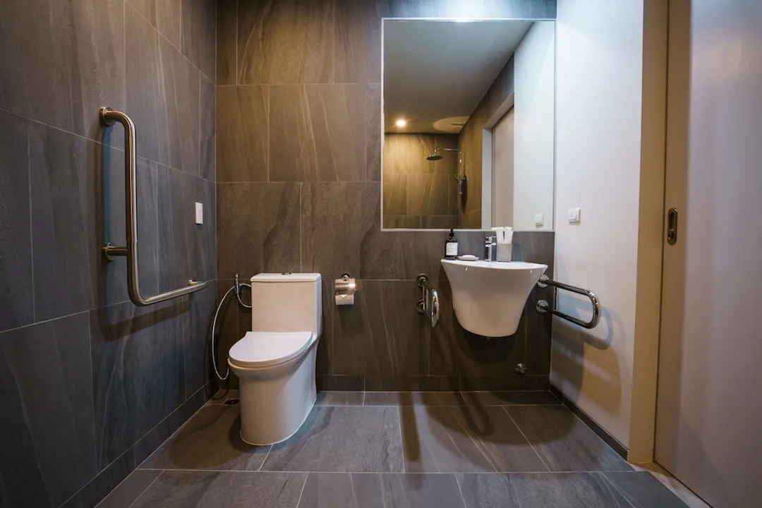 HOMAプーケットタウン-Senior Room, Accessible + Free Coworking Space-6