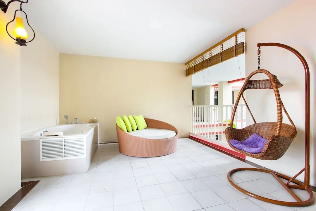 江哈德海灘華欣飯店-Jacuzzi Suite with King Bed-8