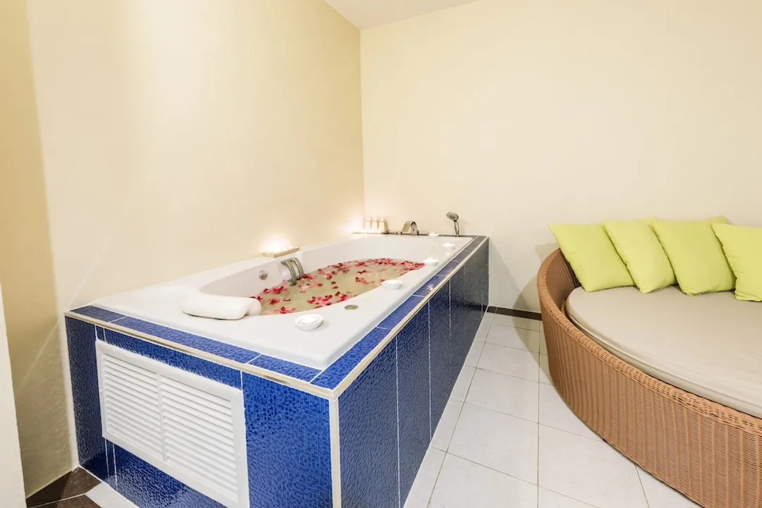 江哈德海灘華欣飯店-Jacuzzi Suite with 2 Queen Bed-3