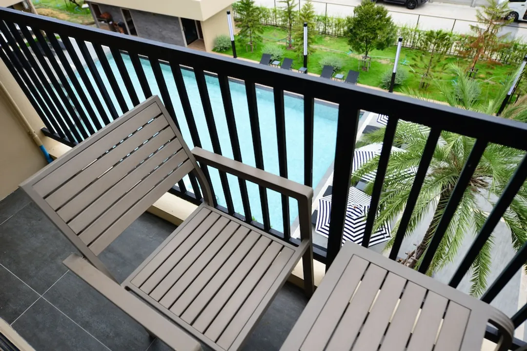 그랜드 BS 공항 호텔 수완나품-Superior Deluxe Pool View-8