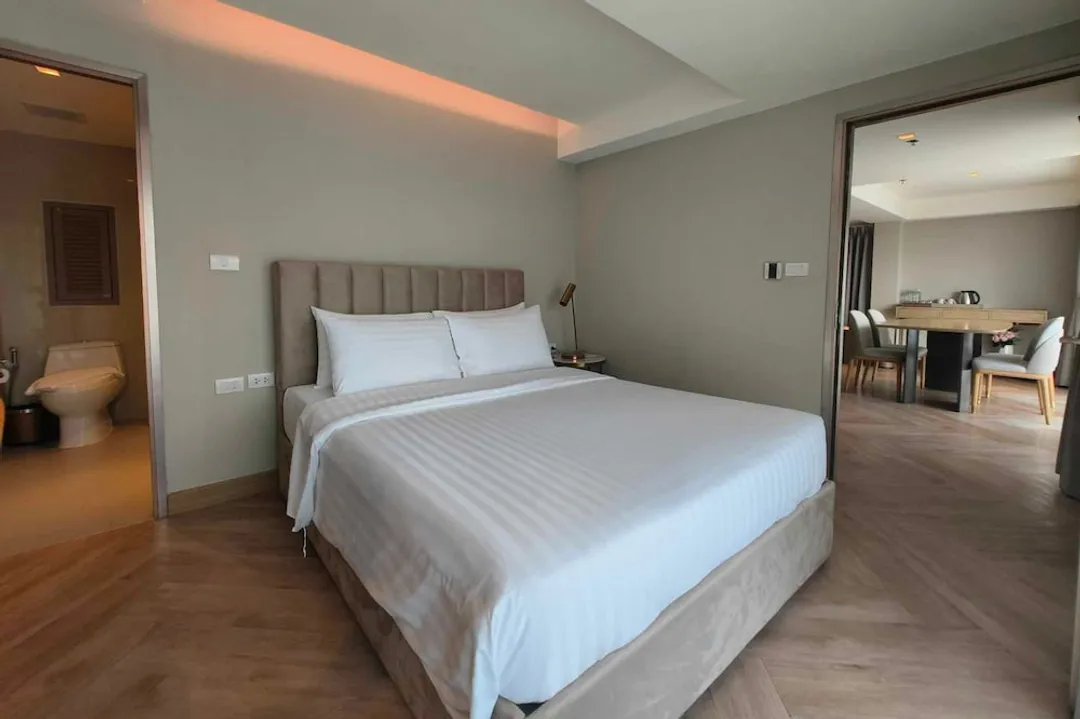 Away Bangkok Riverside Kene-2 Bedroom Riverview Suite-2