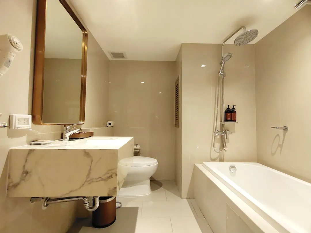 Away Bangkok Riverside Kene-Family with Bathtub - No Windows-1