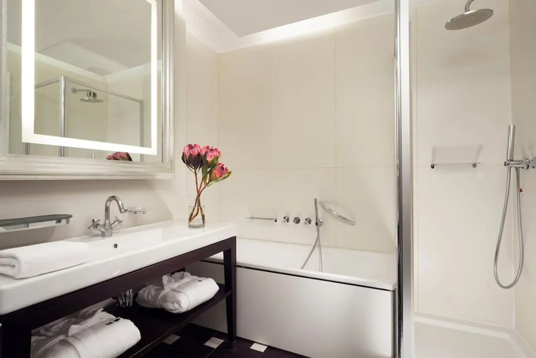 UNA Hotels Cusani Milano-Junior Suite, 2 Twin Beds-5