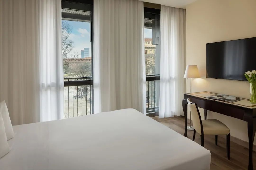 UNA Hotels Cusani Milano-Deluxe Twin Room-2
