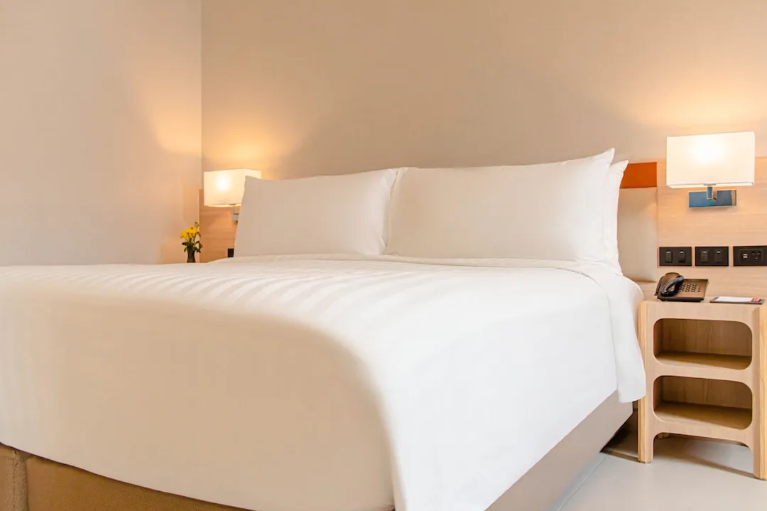 GLOW Mira Karon Beach-Deluxe King Room-1