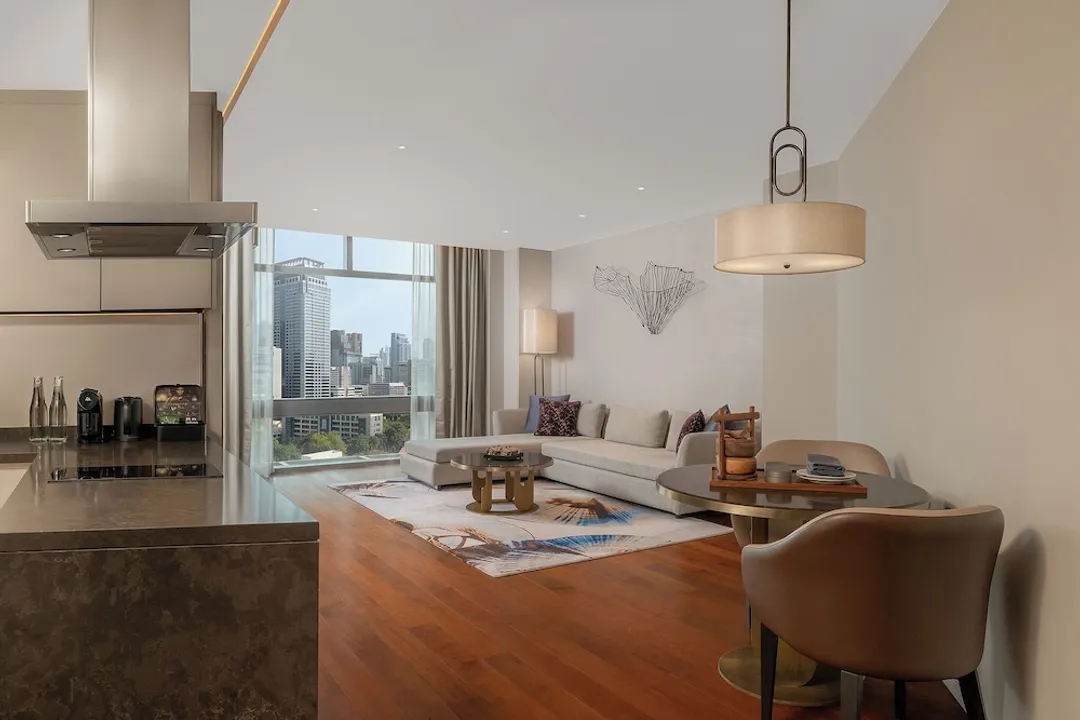 Chatrium Grand Bangkok-One Bedroom Suite Twin Room-6
